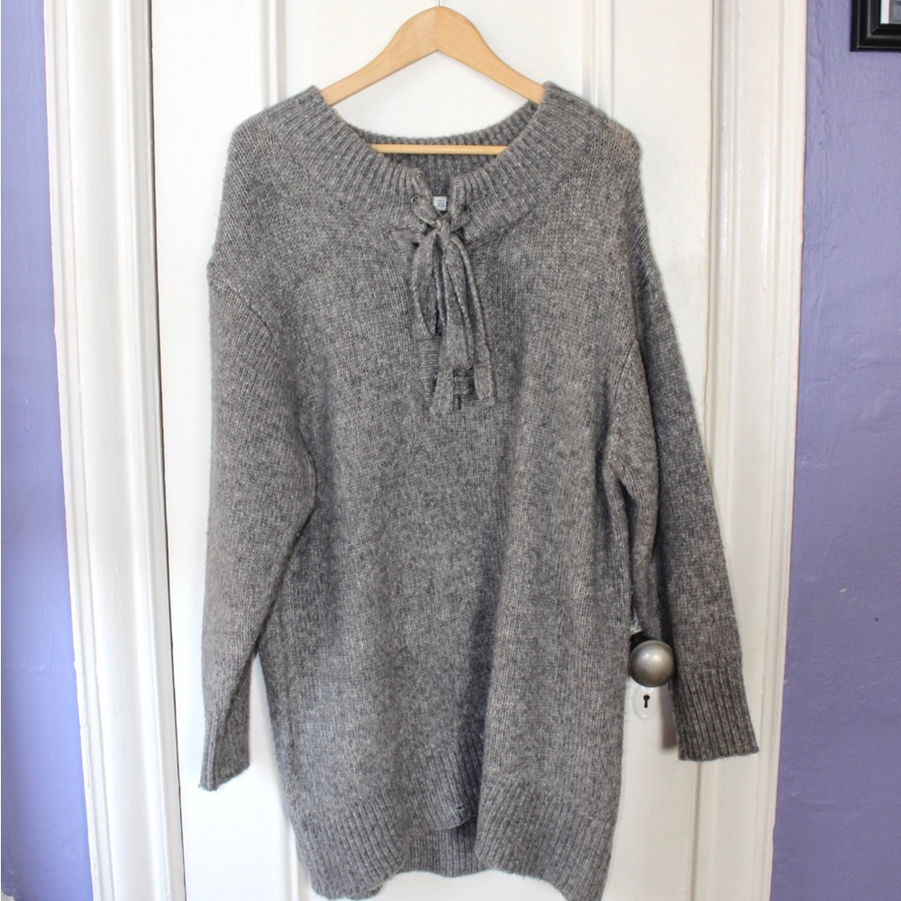 Zara Women's Gray Wool Sweater